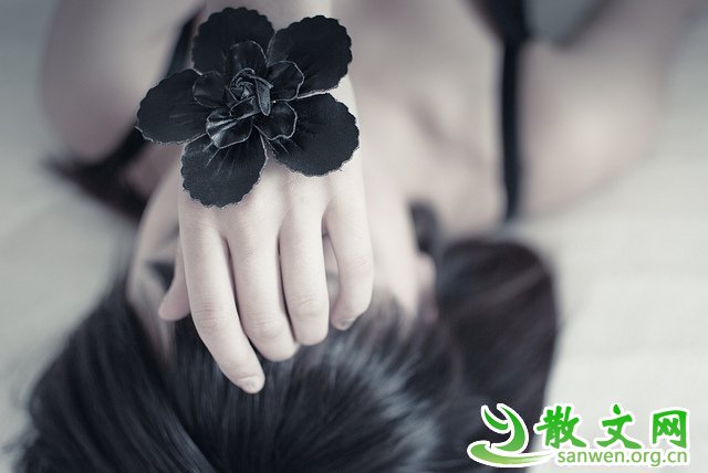 ��Ϊ�Լ����α���